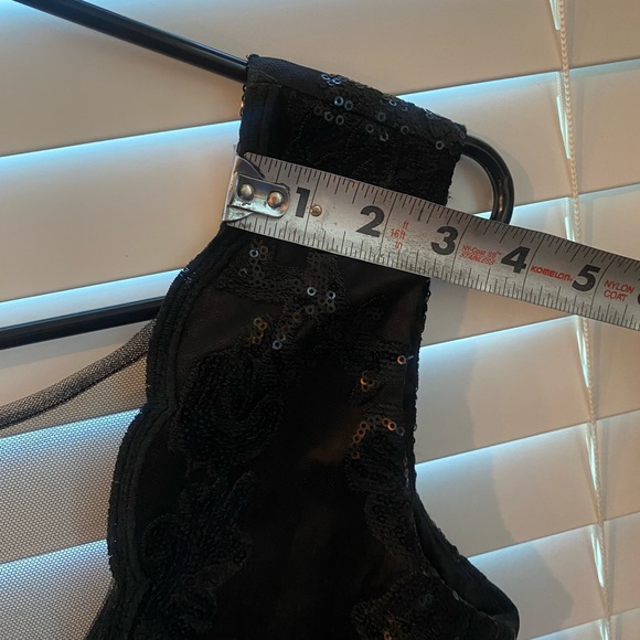 Goddiva London Dress - Picture 10 of 11